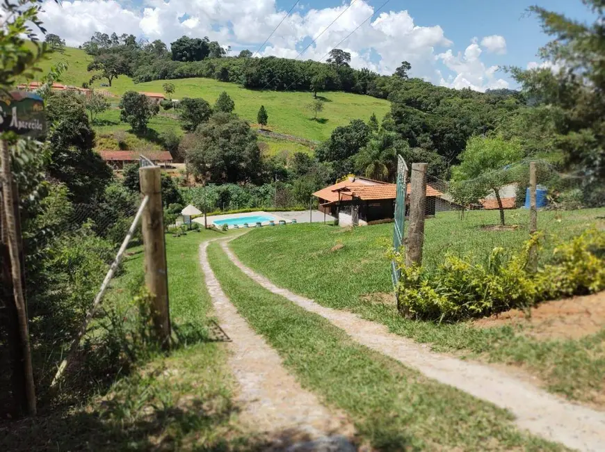 Foto 3 de Chácara com 3 quartos à venda, 200m2 em Pinhalzinho - SP