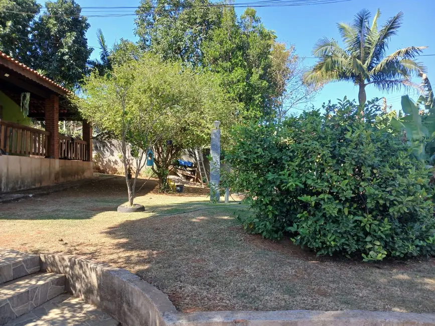Chácara com 3 quartos à venda e para alugar, 300m2 em Loteamento Vale das Flores, Atibaia - SP - imagem 4 Foto 4 de Chácara com 3 quartos à venda e para alugar, 300m2 em Loteamento Vale das Flores, Atibaia - SP