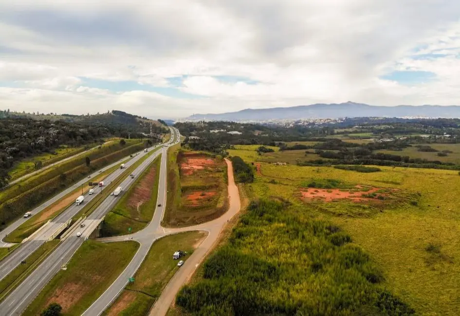 Foto 3 de Sala Comercial à venda, 519000m2 em Bairro dos Pires, Atibaia - SP