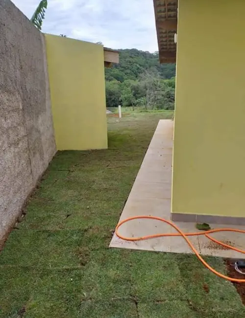 Chácara com 2 quartos à venda, 60m2 em Guaxinduva, Atibaia - SP - imagem 5 Foto 5 de Chácara com 2 quartos à venda, 60m2 em Guaxinduva, Atibaia - SP