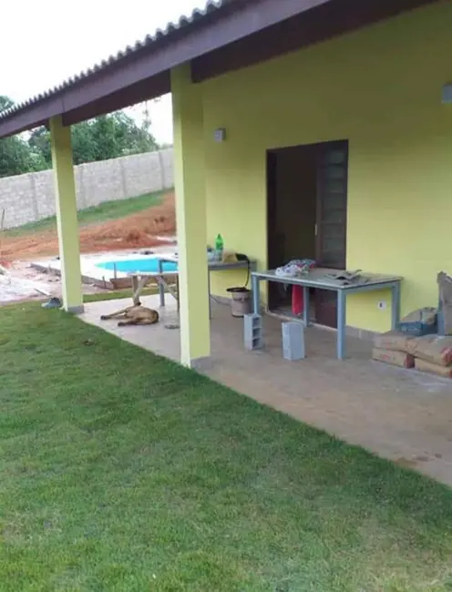 Chácara com 2 quartos à venda, 60m2 em Guaxinduva, Atibaia - SP - imagem 6 Foto 6 de Chácara com 2 quartos à venda, 60m2 em Guaxinduva, Atibaia - SP