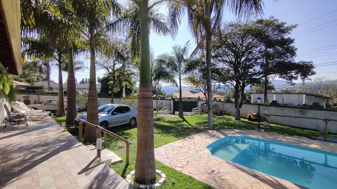 Foto 1 de Chácara com 2 quartos à venda, 105m2 em Bairro dos Pires, Atibaia - SP