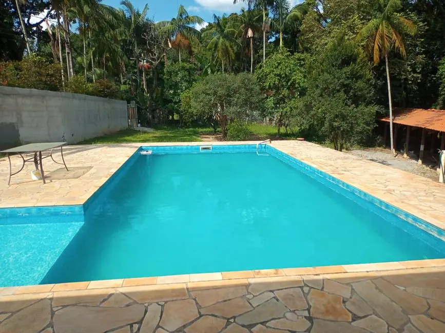 Chácara com 3 quartos à venda, 2000m2 em Vila São Benedito, Franco Da Rocha - SP - imagem 5 Foto 5 de Chácara com 3 quartos à venda, 2000m2 em Vila São Benedito, Franco Da Rocha - SP