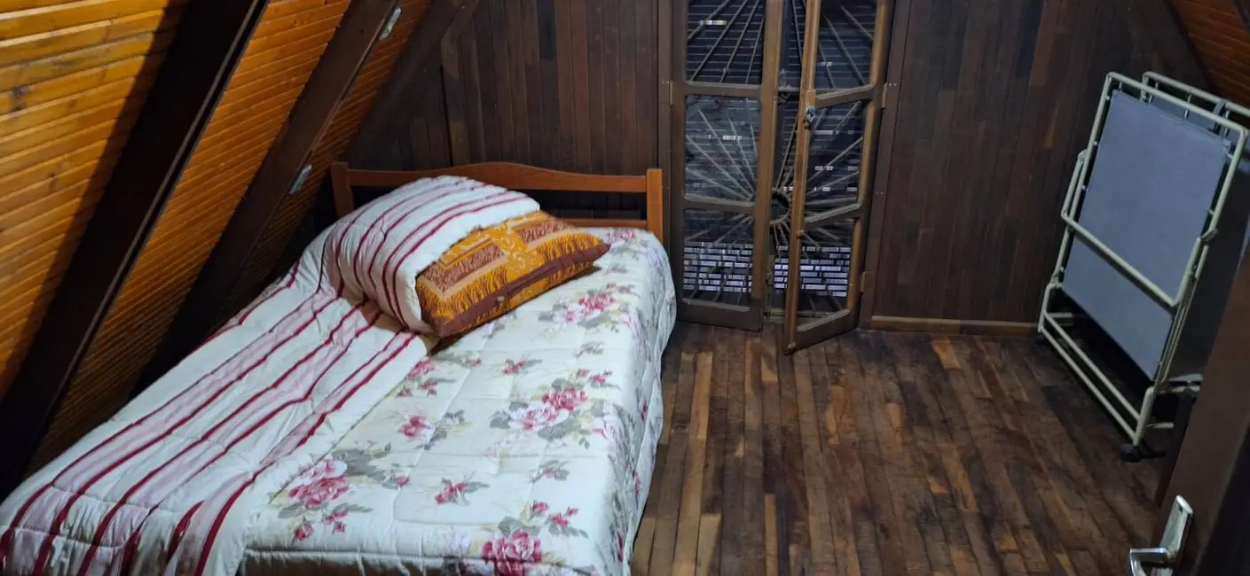 Foto 4 de Chácara com 3 quartos à venda, 200m2 em Piracaia - SP
