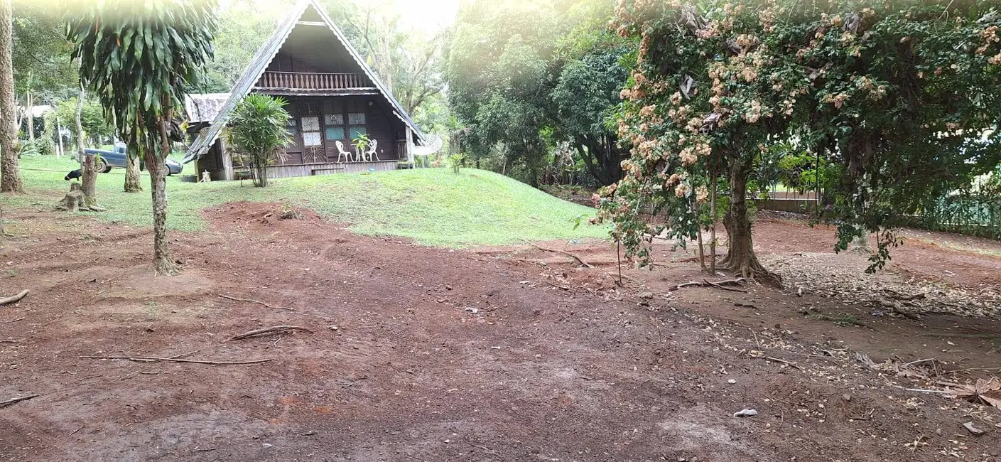 Foto 2 de Chácara com 3 quartos à venda, 200m2 em Piracaia - SP