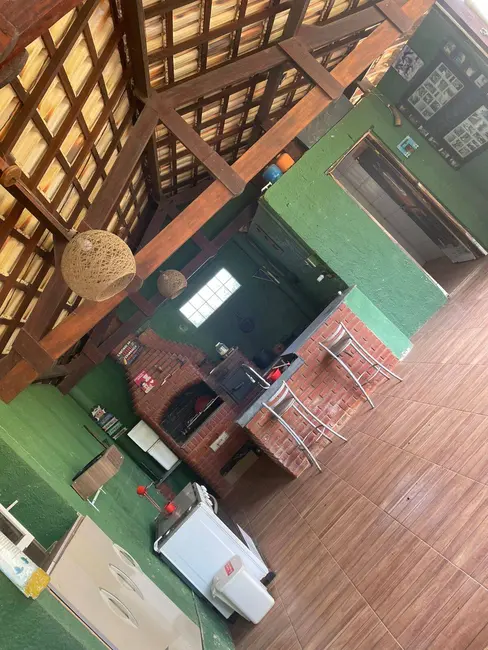 Chácara com 3 quartos à venda, 250m2 em Santa Isabel - SP - imagem 5 Foto 5 de Chácara com 3 quartos à venda, 250m2 em Santa Isabel - SP