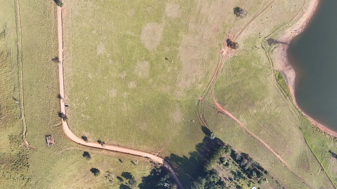 Foto 4 de Terreno / Lote à venda, 20316m2 em Piracaia - SP