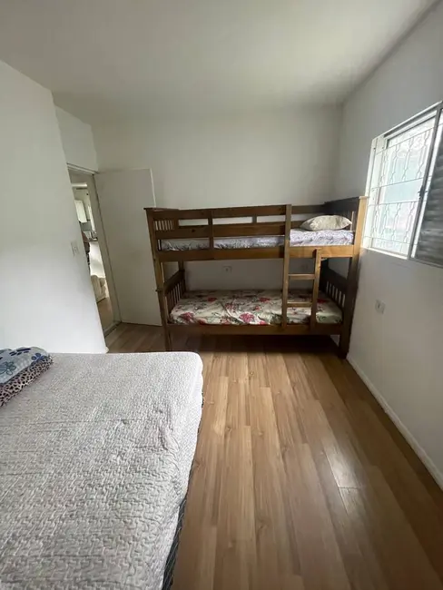 Foto 4 de Chácara com 2 quartos à venda, 200m2 em Granjas Urupes, Aruja - SP