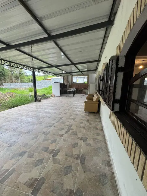 Foto 1 de Chácara com 3 quartos à venda, 180m2 em Santa Isabel - SP