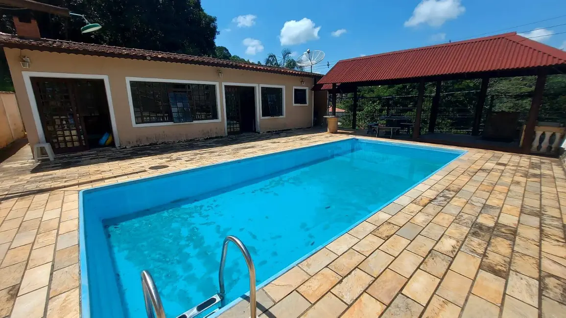 Foto 2 de Chácara com 3 quartos à venda, 200m2 em Pedra Bela - SP