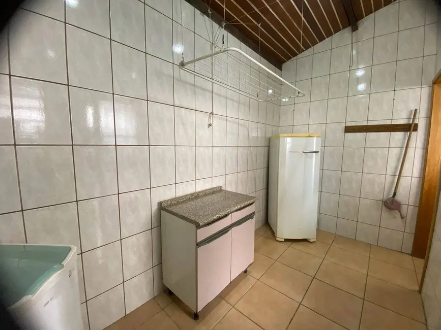 Foto 8 de Casa com 3 quartos para alugar, 307m2 em Jardim Alvinópolis, Atibaia - SP
