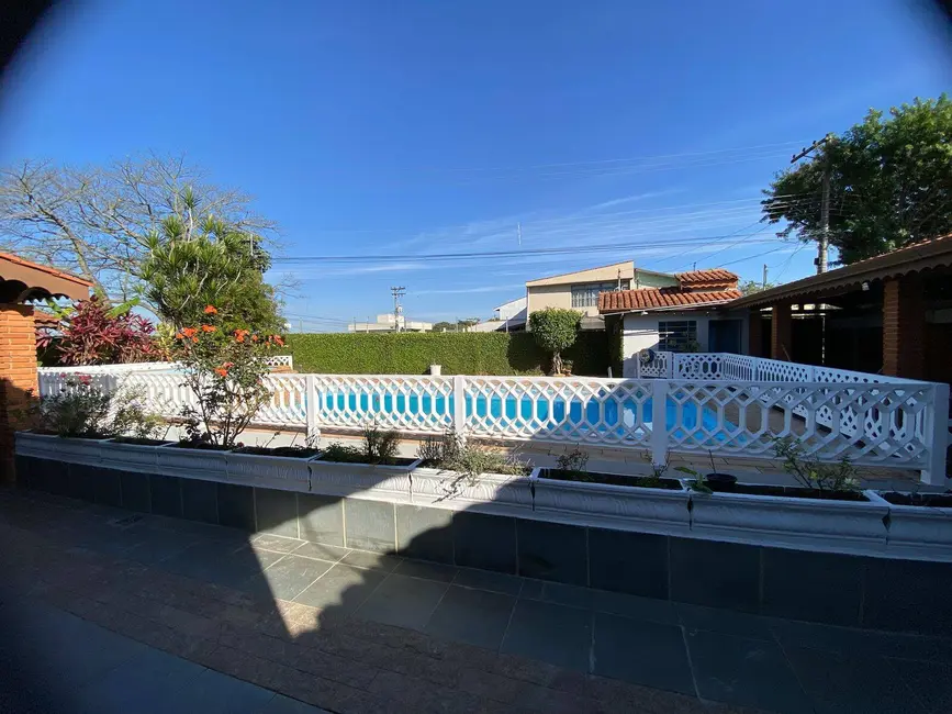 Foto 6 de Casa com 3 quartos para alugar, 307m2 em Jardim Alvinópolis, Atibaia - SP