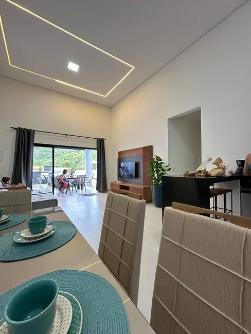 Foto 3 de Chácara com 3 quartos à venda, 170m2 em Rosário, Atibaia - SP