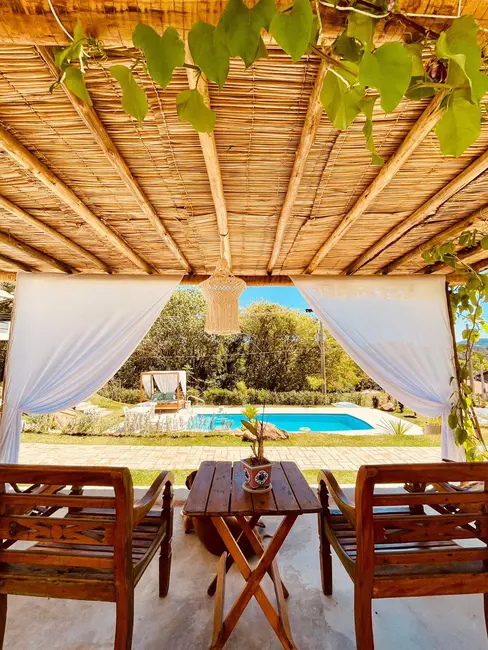 Chácara com 4 quartos à venda, 264m2 em Joanopolis - SP - imagem 3 Foto 3 de Chácara com 4 quartos à venda, 264m2 em Joanopolis - SP