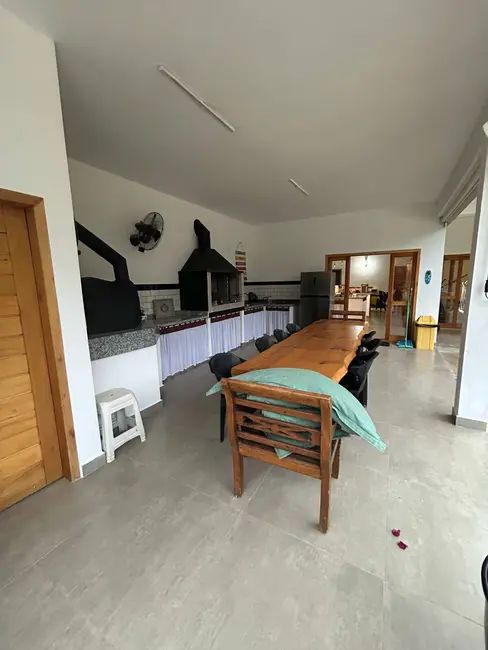 Chácara com 4 quartos à venda, 264m2 em Joanopolis - SP - imagem 7 Foto 7 de Chácara com 4 quartos à venda, 264m2 em Joanopolis - SP