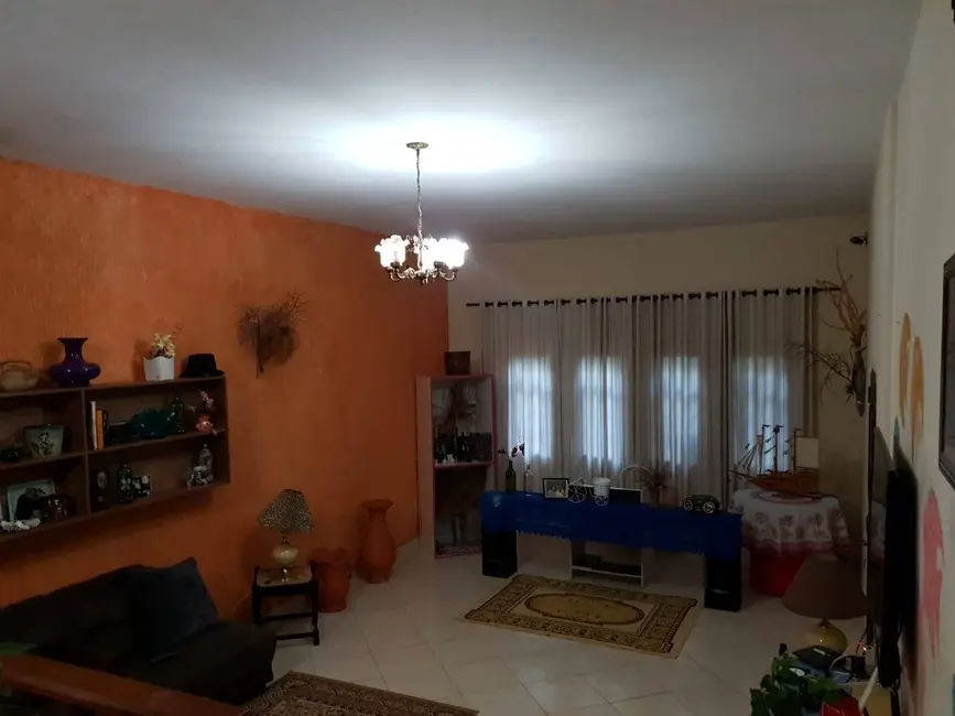 Chácara com 5 quartos à venda, 338m2 em Portal São Marcelo, Braganca Paulista - SP - imagem 2 Foto 2 de Chácara com 5 quartos à venda, 338m2 em Portal São Marcelo, Braganca Paulista - SP