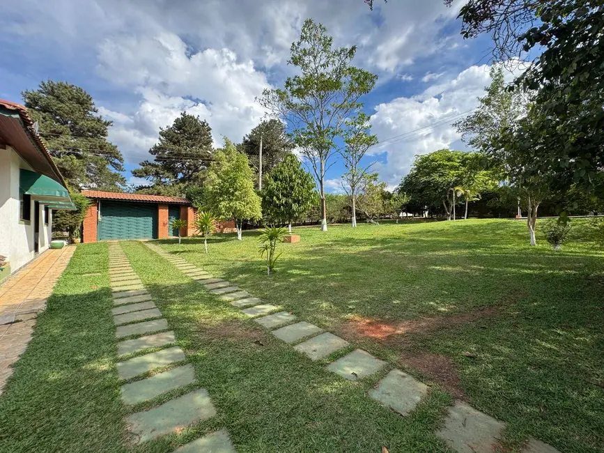 Foto 3 de Chácara com 5 quartos à venda, 400m2 em Jarinu - SP