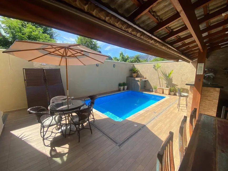 Foto 3 de Casa com 3 quartos à venda, 254m2 em Mairipora - SP