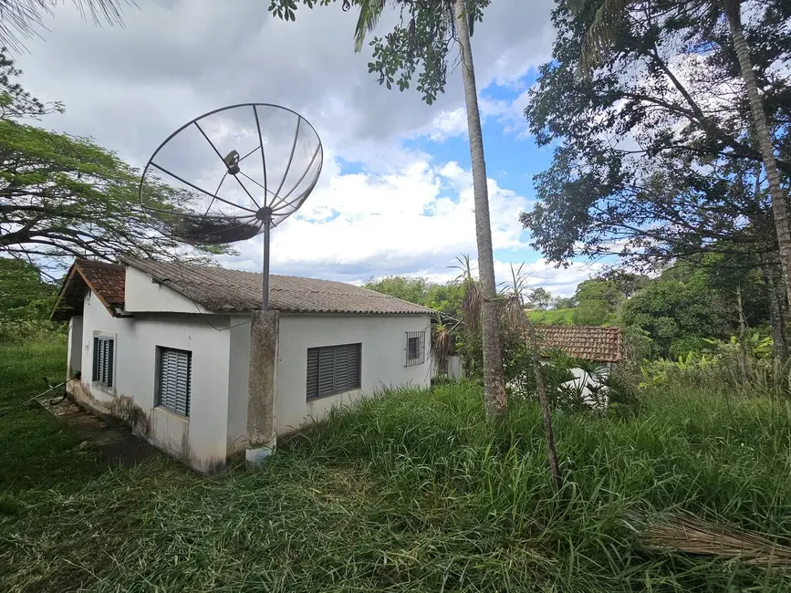 Foto 4 de Chácara com 2 quartos à venda, 90m2 em Jardim Estância Brasil, Atibaia - SP