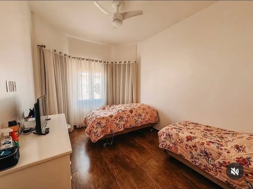 Foto 9 de Casa de Condomínio com 4 quartos à venda, 1000m2 em Mairipora - SP