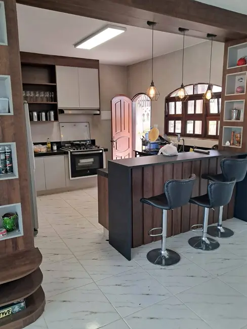 Foto 1 de Chácara com 6 quartos à venda, 300m2 em Santa Isabel - SP