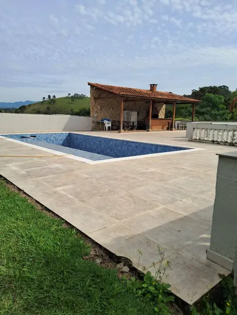 Foto 4 de Chácara com 6 quartos à venda, 300m2 em Santa Isabel - SP