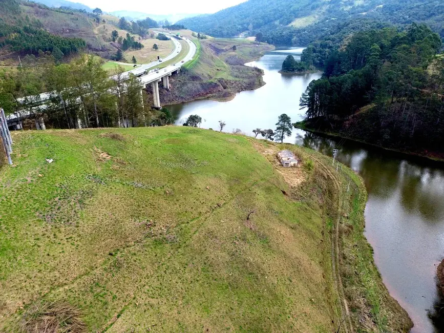 Foto 4 de Terreno / Lote à venda, 75000m2 em Nazare Paulista - SP