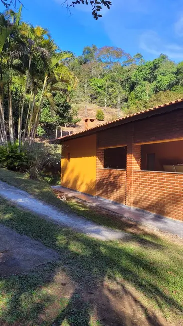Sítio / Rancho com 4 quartos à venda, 600m2 em Nazare Paulista - SP - imagem 6 Foto 6 de Sítio / Rancho com 4 quartos à venda, 600m2 em Nazare Paulista - SP