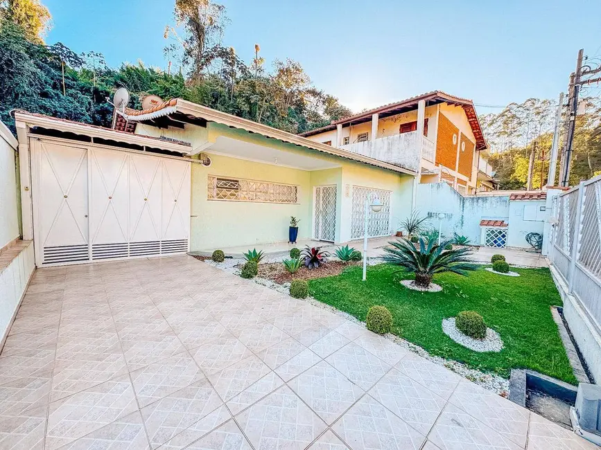 Foto 2 de Casa com 3 quartos à venda, 360m2 em Centro, Mairipora - SP