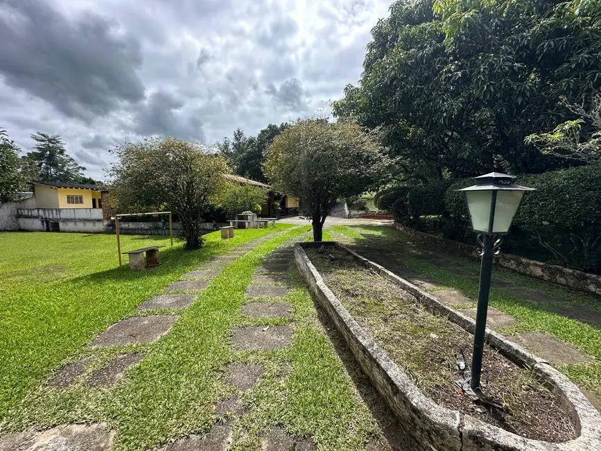 Foto 3 de Chácara com 6 quartos à venda, 300m2 em Santa Isabel - SP