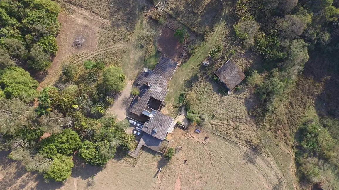 Foto 4 de Chácara com 4 quartos à venda, 17m2 em Piracaia - SP