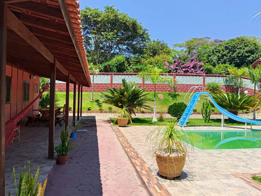 Foto 3 de Chácara com 3 quartos à venda, 250m2 em Santa Isabel - SP