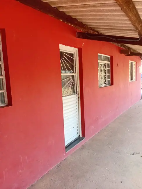 Chácara com 3 quartos à venda, 250m2 em Campos de São Benedito, Franco Da Rocha - SP - imagem 8 Foto 8 de Chácara com 3 quartos à venda, 250m2 em Campos de São Benedito, Franco Da Rocha - SP