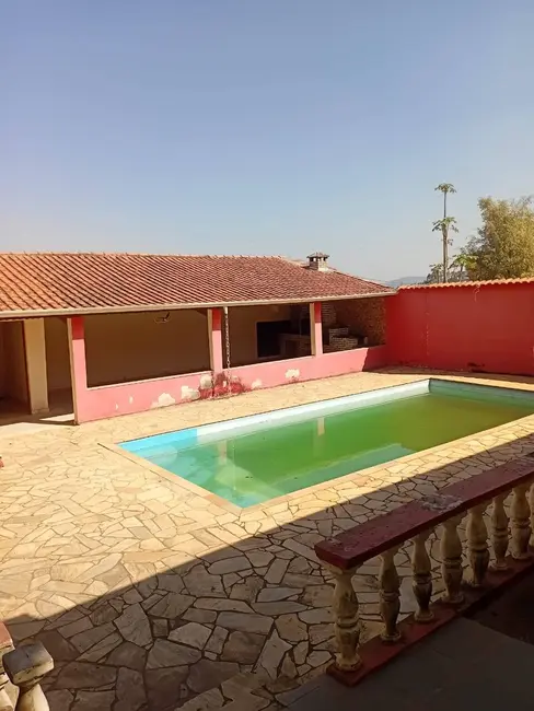 Chácara com 3 quartos à venda, 250m2 em Campos de São Benedito, Franco Da Rocha - SP - imagem 3 Foto 3 de Chácara com 3 quartos à venda, 250m2 em Campos de São Benedito, Franco Da Rocha - SP