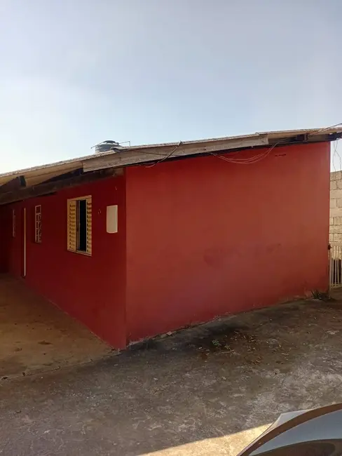 Chácara com 3 quartos à venda, 250m2 em Campos de São Benedito, Franco Da Rocha - SP - imagem 5 Foto 5 de Chácara com 3 quartos à venda, 250m2 em Campos de São Benedito, Franco Da Rocha - SP