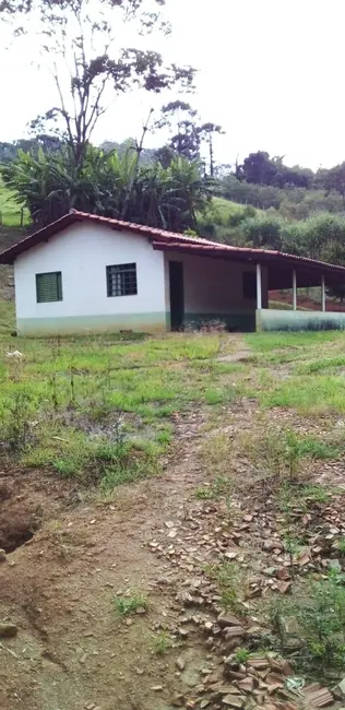 Sítio / Rancho com 5 quartos à venda, 250m2 em Joanopolis - SP - imagem 6 Foto 6 de Sítio / Rancho com 5 quartos à venda, 250m2 em Joanopolis - SP