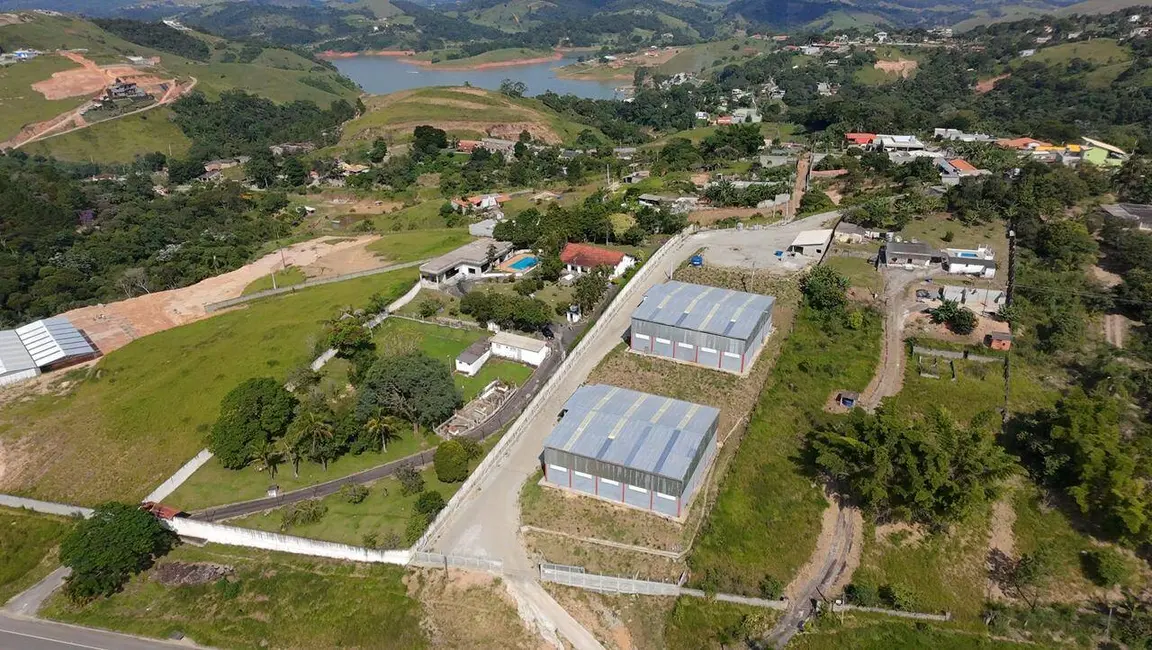 Armazém / Galpão à venda, 1900m2 em Santa Isabel - SP - imagem 2 Foto 2 de Armazém / Galpão à venda, 1900m2 em Santa Isabel - SP