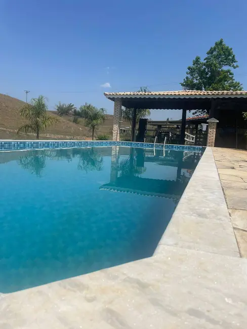 Foto 2 de Chácara com 3 quartos à venda, 250m2 em Santa Isabel - SP