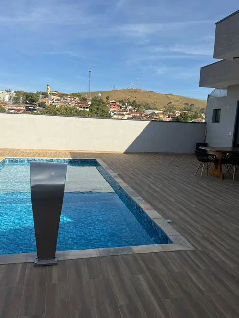 Foto 6 de Chácara com 4 quartos à venda, 150m2 em Centro, Piracaia - SP