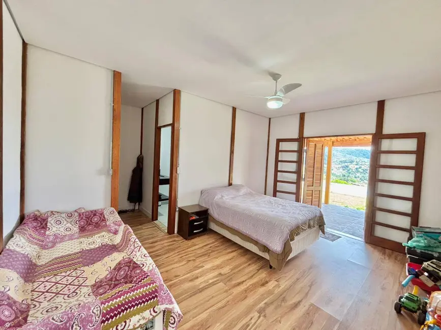 Foto 8 de Chácara com 4 quartos à venda, 280m2 em Chácaras Fernão Dias, Atibaia - SP