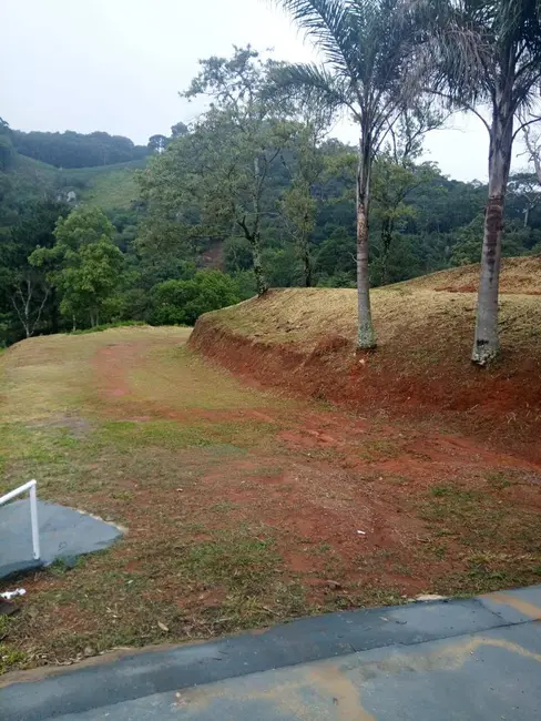 Chácara com 2 quartos à venda, 250m2 em Mairipora - SP - imagem 8 Foto 8 de Chácara com 2 quartos à venda, 250m2 em Mairipora - SP