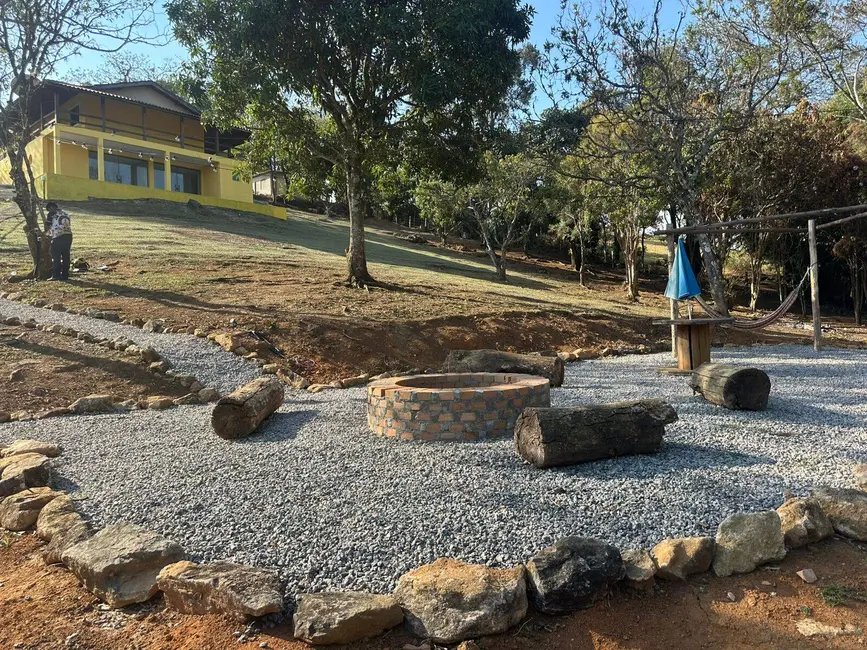 Foto 8 de Chácara com 3 quartos à venda, 200m2 em Vargem - SP