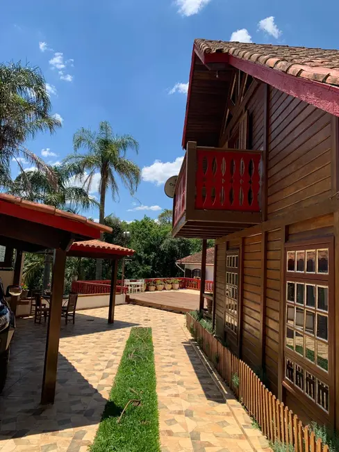 Foto 6 de Chácara com 3 quartos à venda, 1600m2 em Estância Santa Maria do Laranjal, Atibaia - SP