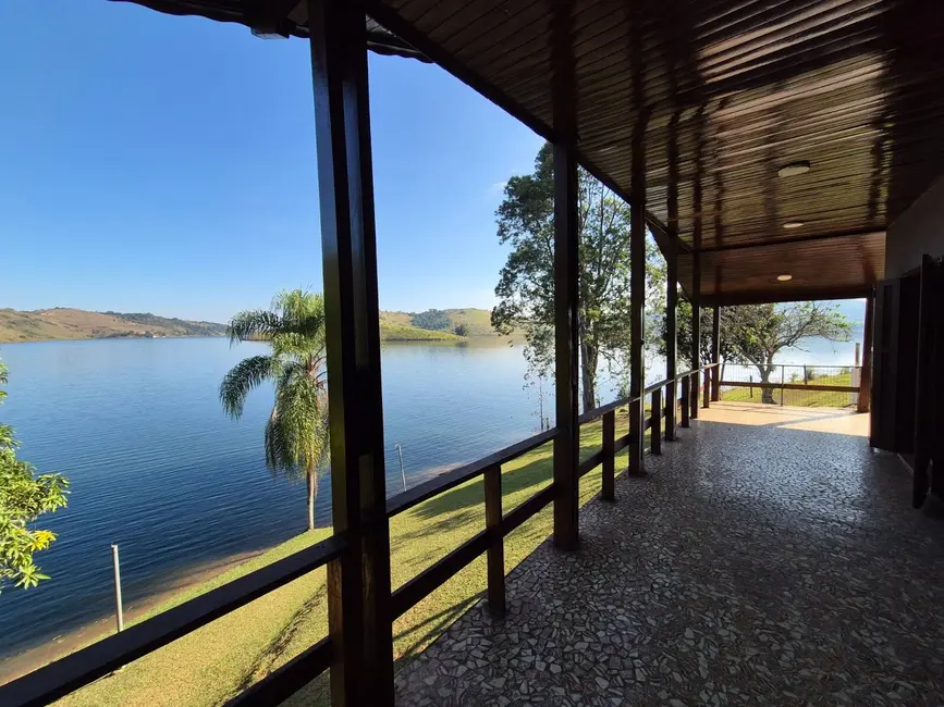 Foto 9 de Sítio / Rancho com 3 quartos à venda, 8m2 em Igarata - SP