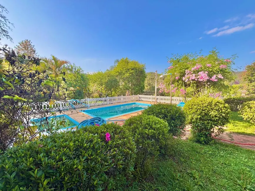 Foto 3 de Chácara com 4 quartos à venda, 120m2 em Mairipora - SP