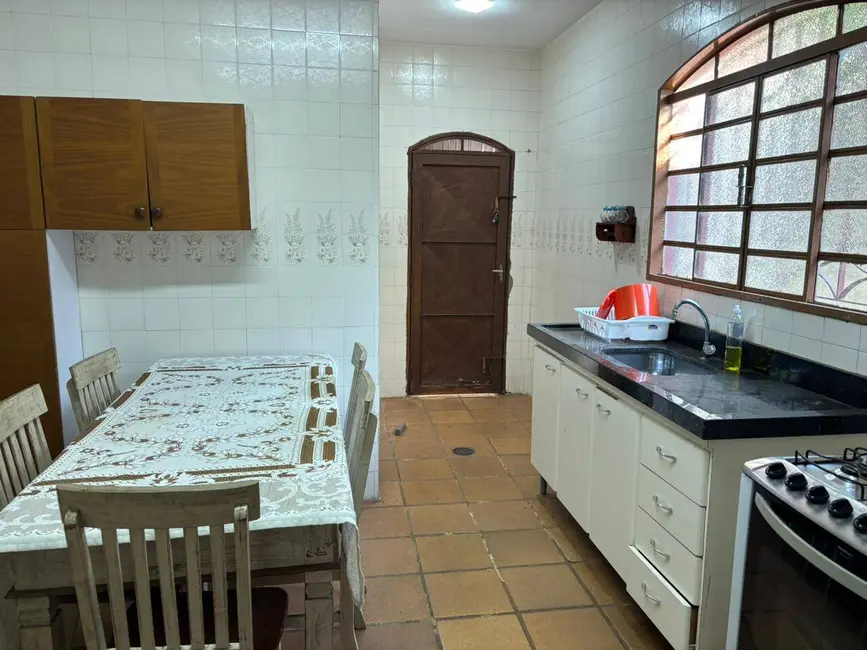 Foto 9 de Chácara com 4 quartos à venda, 120m2 em Mairipora - SP