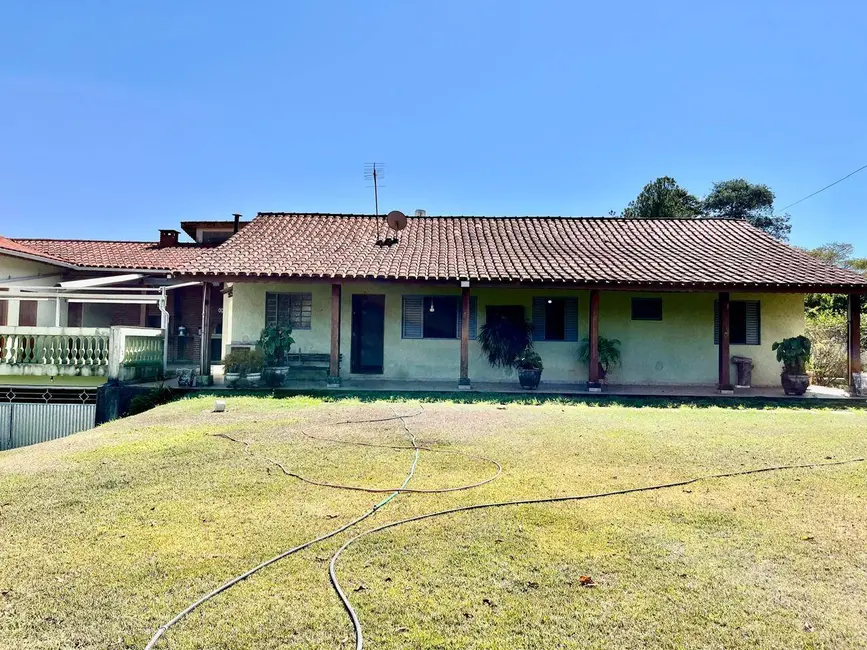 Chácara com 5 quartos à venda, 400m2 em Jardim Brasil, Atibaia - SP - imagem 8 Foto 8 de Chácara com 5 quartos à venda, 400m2 em Jardim Brasil, Atibaia - SP