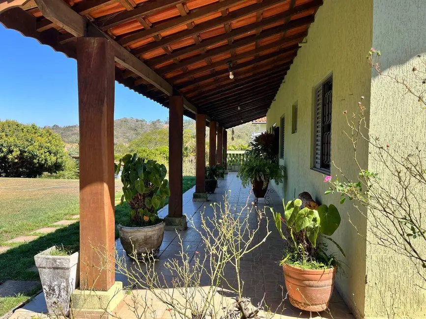 Chácara com 5 quartos à venda, 400m2 em Jardim Brasil, Atibaia - SP - imagem 5 Foto 5 de Chácara com 5 quartos à venda, 400m2 em Jardim Brasil, Atibaia - SP