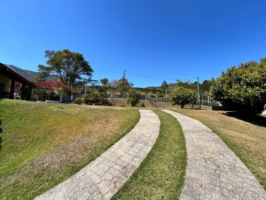 Chácara com 5 quartos à venda, 400m2 em Jardim Brasil, Atibaia - SP - imagem 3 Foto 3 de Chácara com 5 quartos à venda, 400m2 em Jardim Brasil, Atibaia - SP