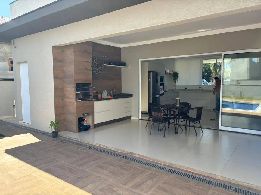 Foto 2 de Casa de Condomínio com 3 quartos à venda, 623m2 em Curitibanos, Braganca Paulista - SP